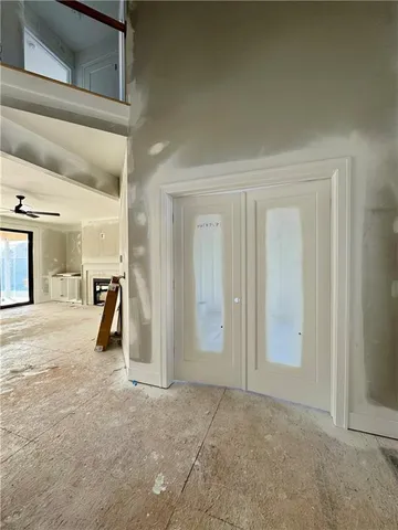 $700,000 | 7509 Northeast 103rd Terrace, Kansas City, MO 64157