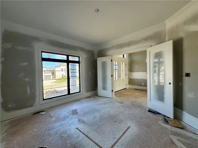 $700,000 | 7509 Northeast 103rd Terrace, Kansas City, MO 64157