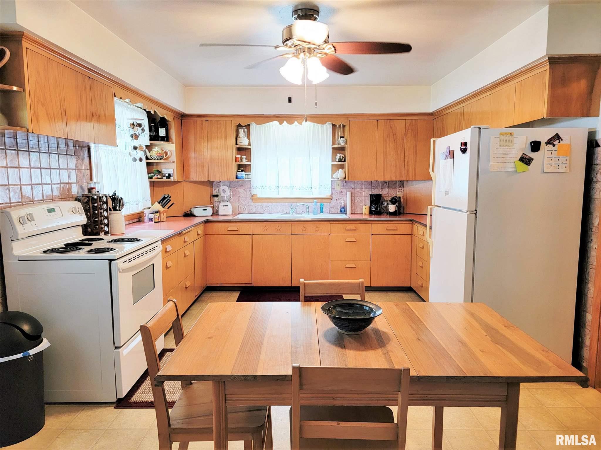208 East Main Street Atkinson, IL 61235 - Photo 16 of 19 Gallery Image 16