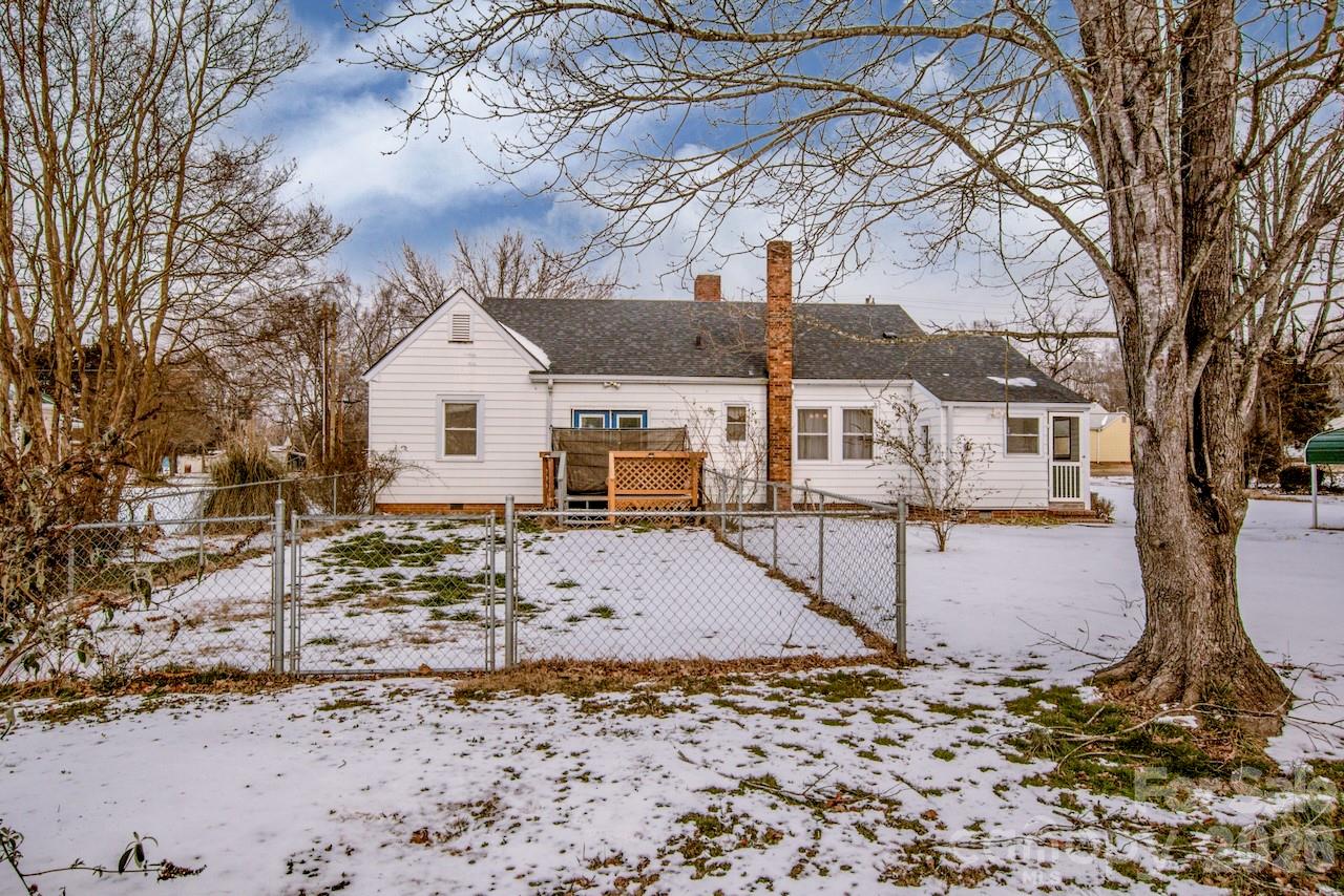 198 Center Street Cooleemee, NC 27014 - Photo 11 of 47