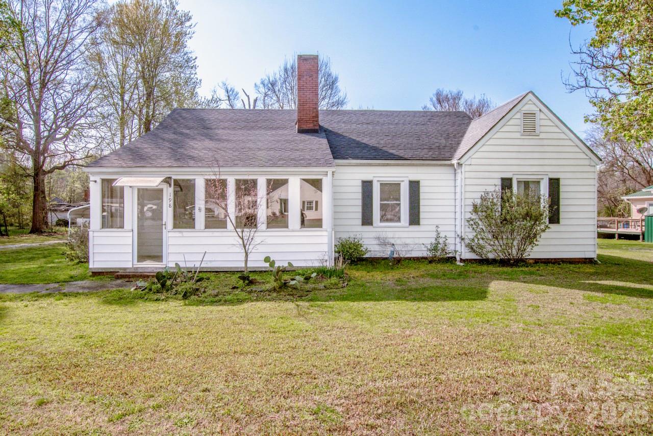 198 Center Street Cooleemee, NC 27014 - Photo 5 of 47