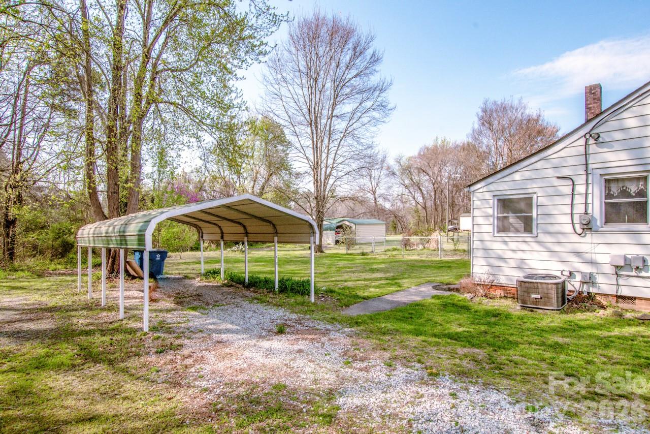 198 Center Street Cooleemee, NC 27014 - Photo 6 of 47