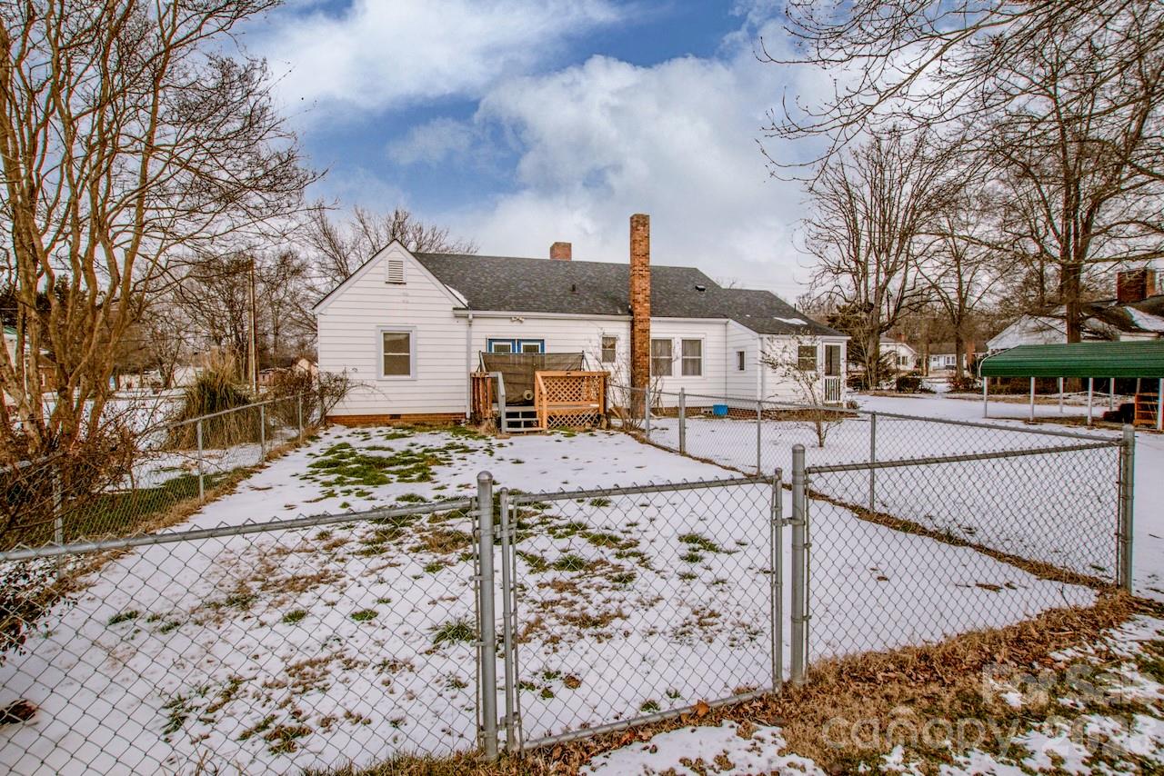 198 Center Street Cooleemee, NC 27014 - Photo 10 of 47