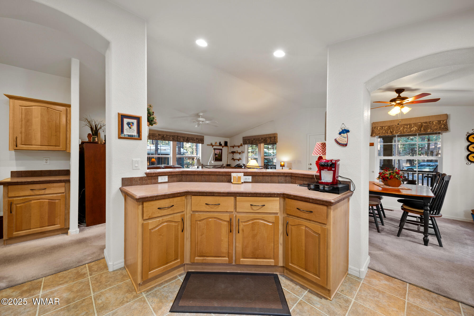 4236 West Blue Ridge Loop Pinetop, AZ 85935 - Photo 19 of 45 Open Concept