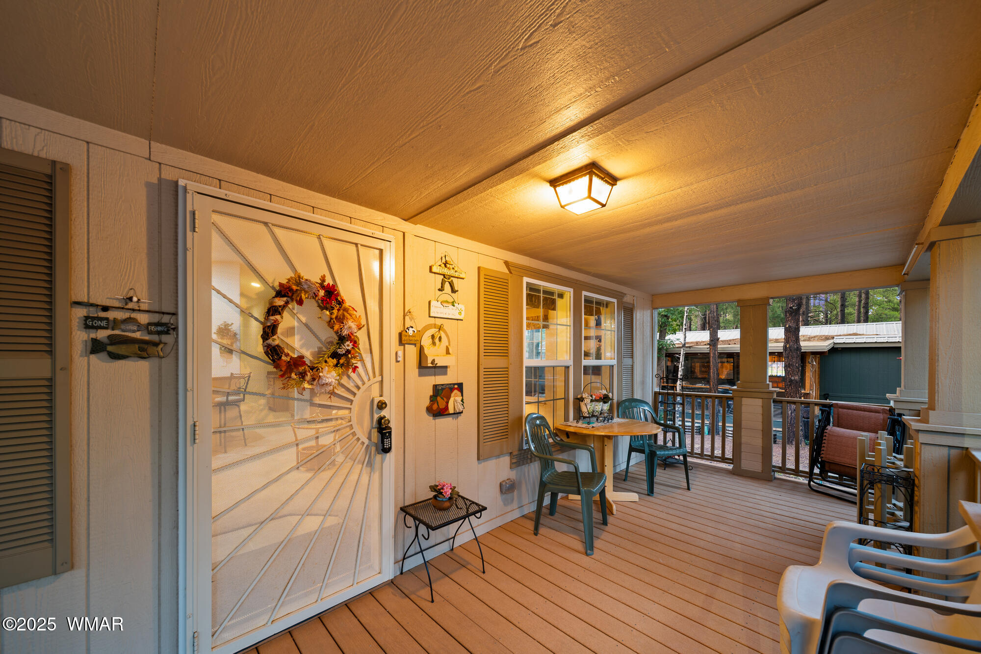 4236 West Blue Ridge Loop Pinetop, AZ 85935 - Photo 10 of 45 Covered Front Deck