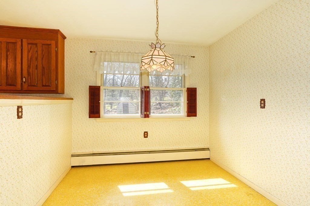 9 Chestnut Hill Road Northborough, MA 01532 - Photo 12 of 25 Gallery Image 12