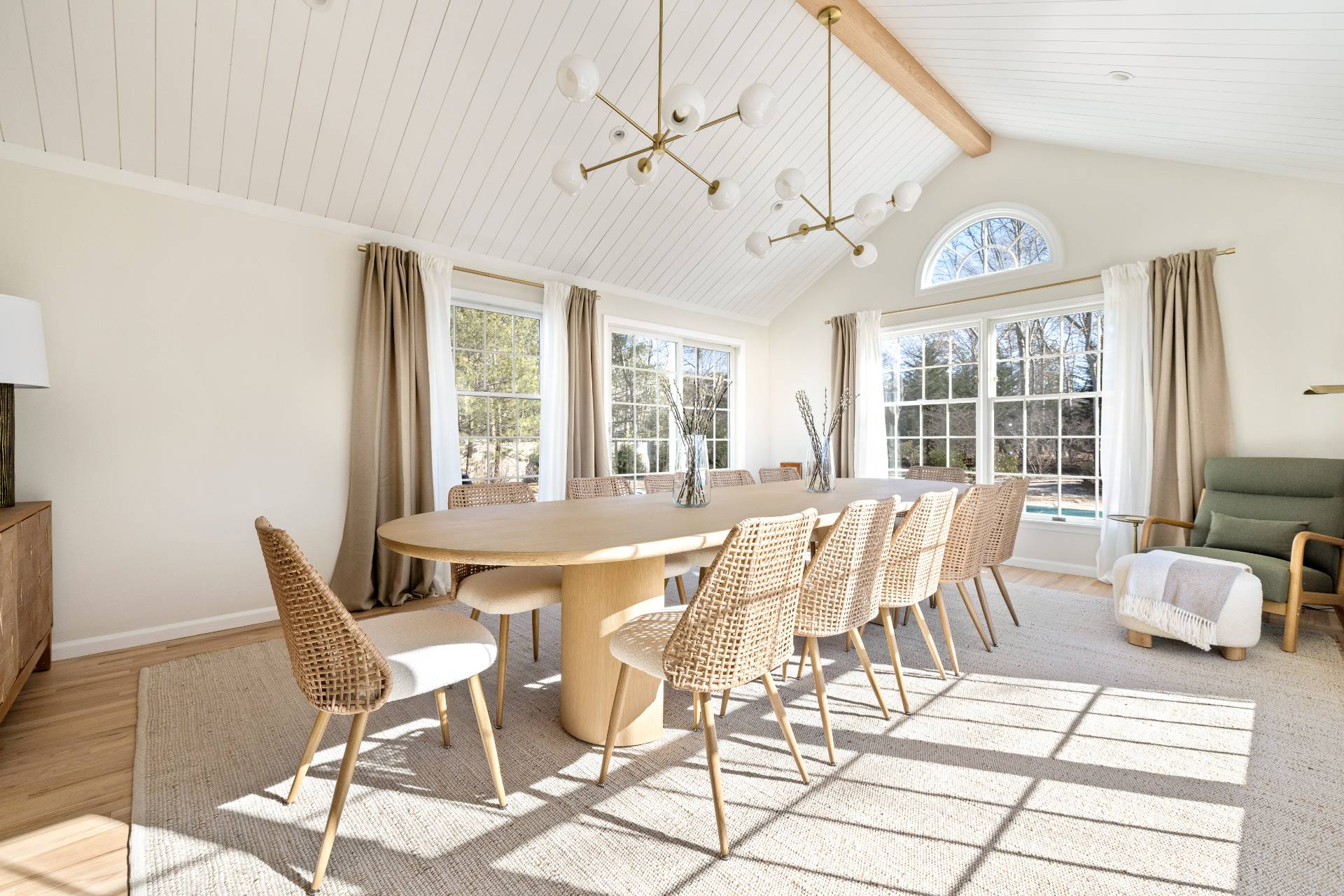 4582 Noyack Road Sag Harbor, NY 11963 - Photo 17 of 40 Gallery Image 17