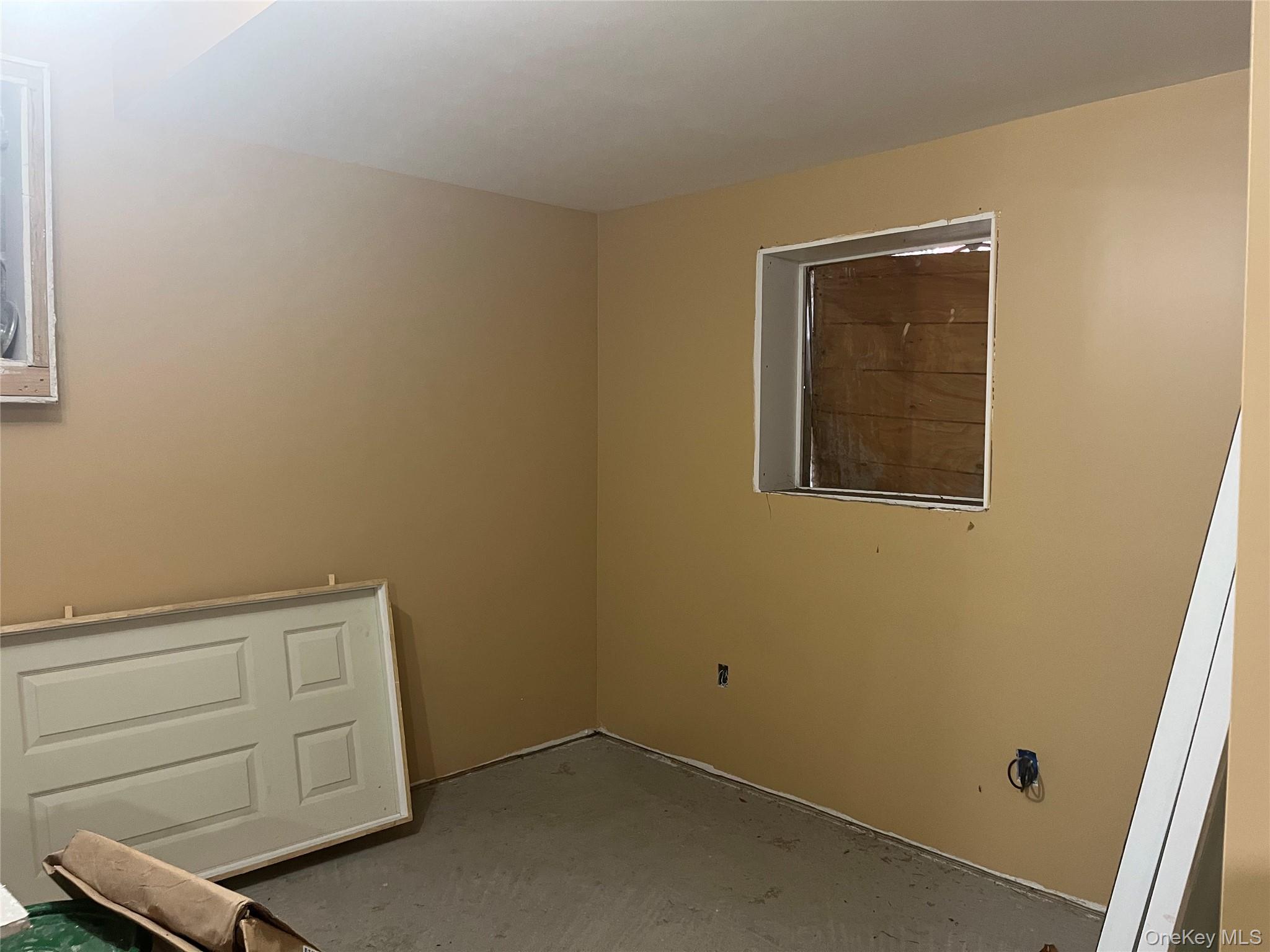 3940 De Reimer Avenue Bronx, NY 10466 - Photo 5 of 6