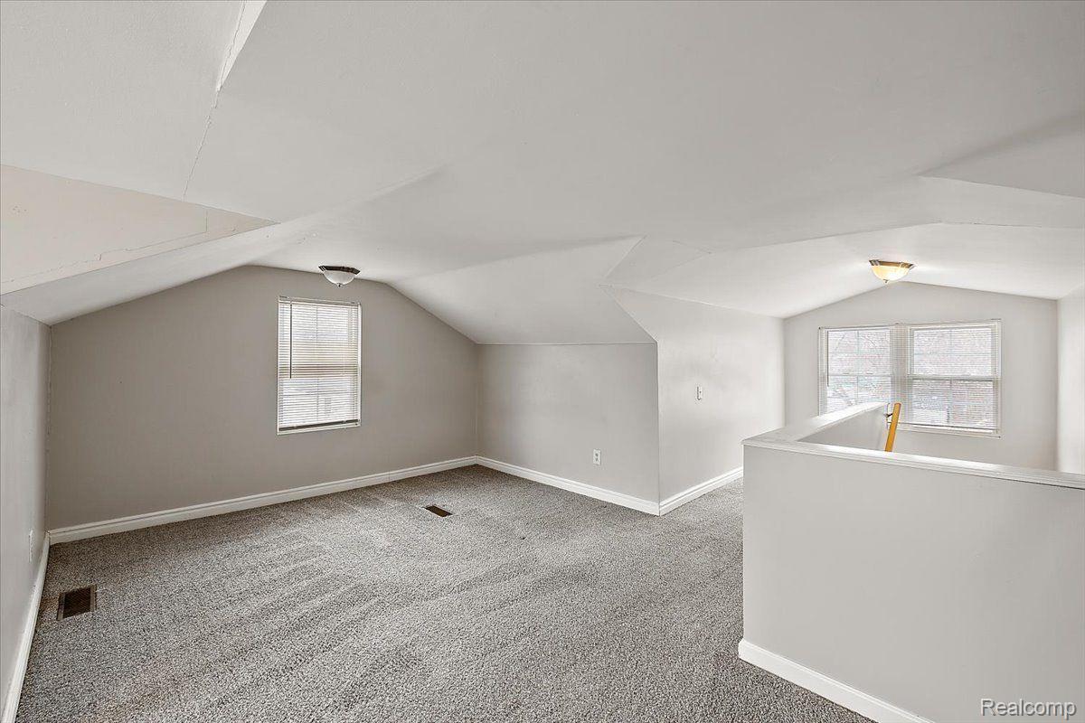 1810 Manse Road Waterford, MI 48328 - Photo 24 of 34 Gallery Image 24
