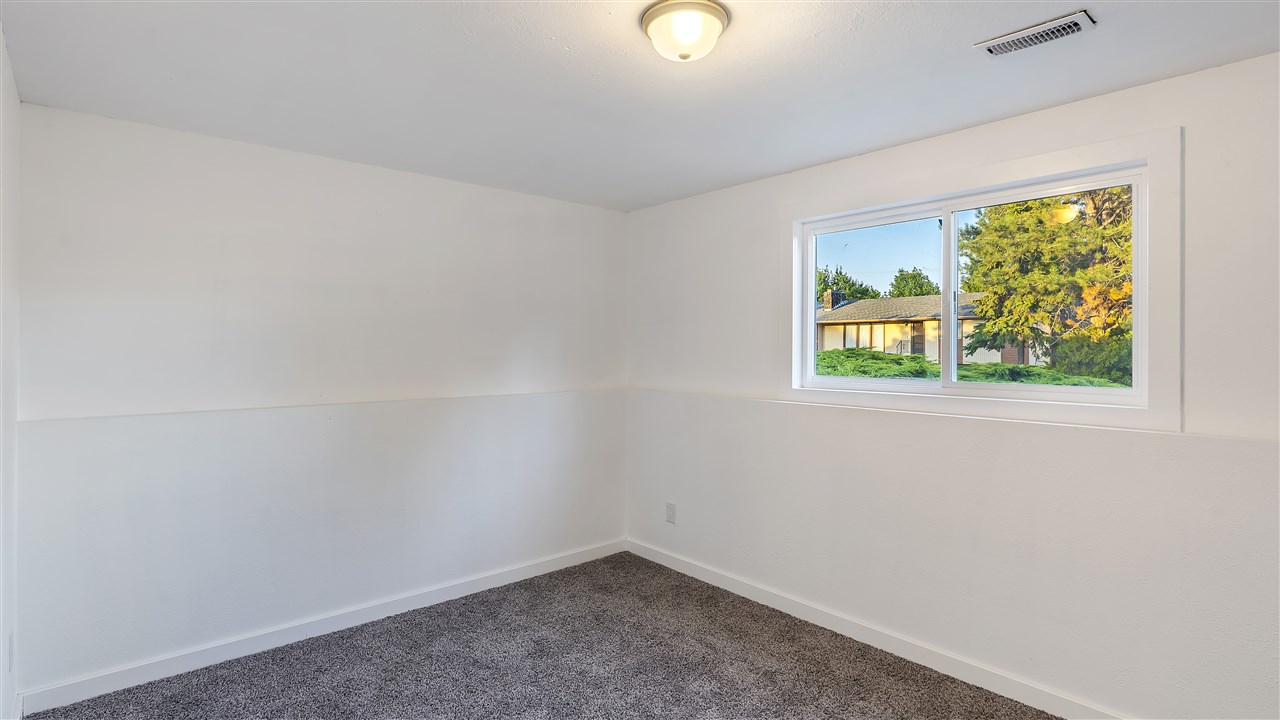 1106 South Century Road Spokane Valley, WA 99037 - Photo 15 of 20 Gallery Image 15