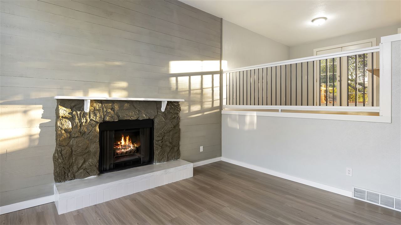 1106 South Century Road Spokane Valley, WA 99037 - Photo 3 of 20 Gallery Image 3