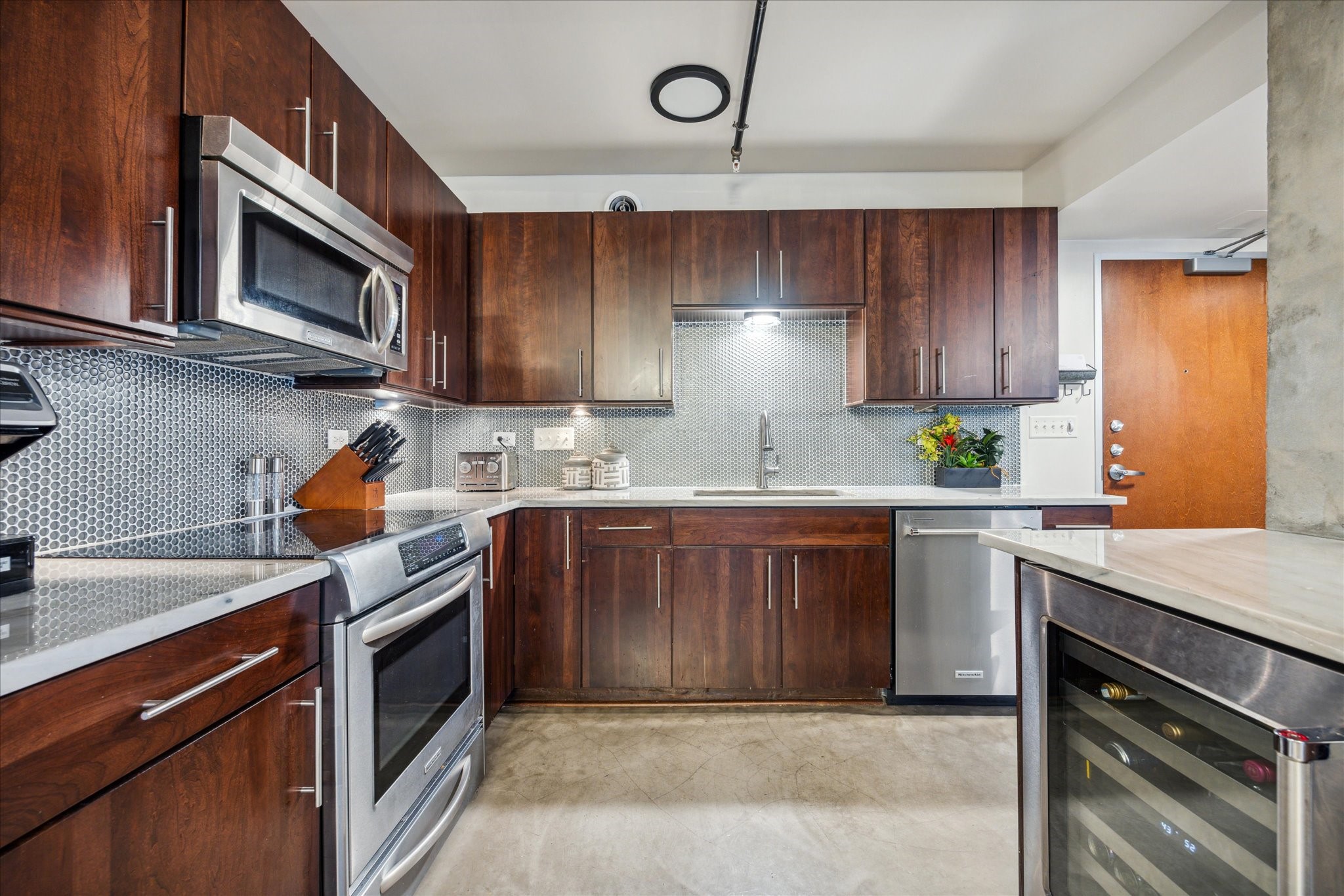 800 Brazos Street, Unit 1007 Austin, TX 78701 - Photo 7 of 15