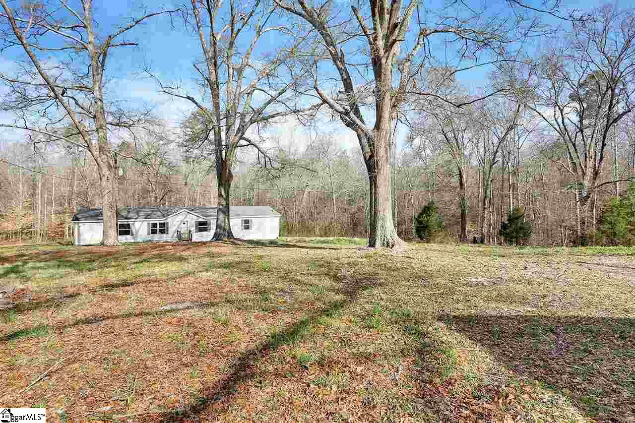 4390 Fork Shoals Road Simpsonville, SC 29680 - Photo 3 of 10