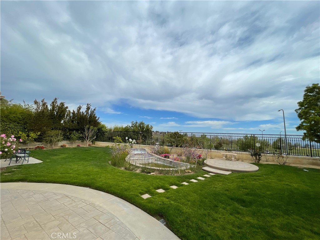 20124 Vía Cellini Porter Ranch, CA 91326 - Photo 37 of 49