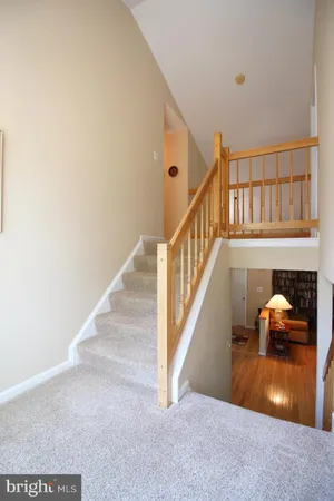 $3,395 | 7534 Cross Gate Lane, Alexandria, VA 22315