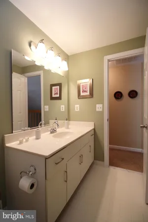 $3,395 | 7534 Cross Gate Lane, Alexandria, VA 22315