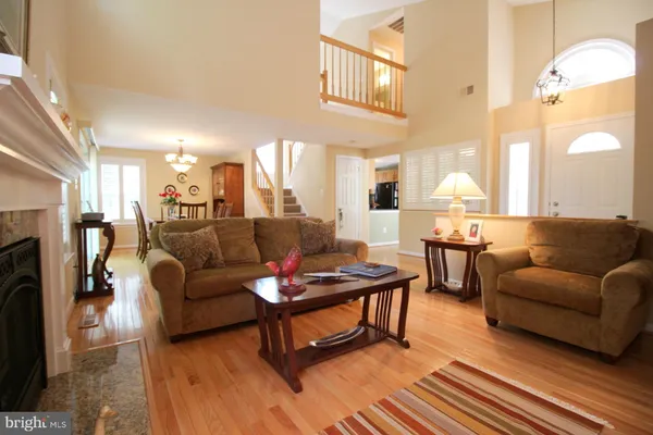 $3,395 | 7534 Cross Gate Lane, Alexandria, VA 22315