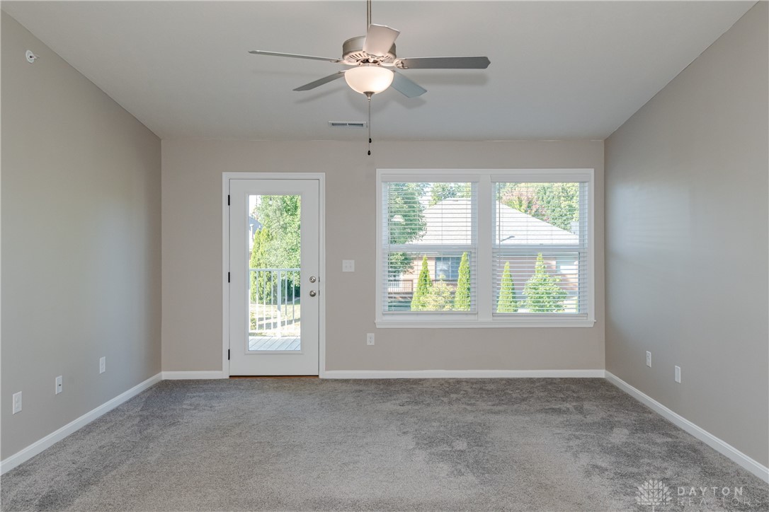 266 Old Pond Road Springboro, OH 45066 - Photo 10 of 38