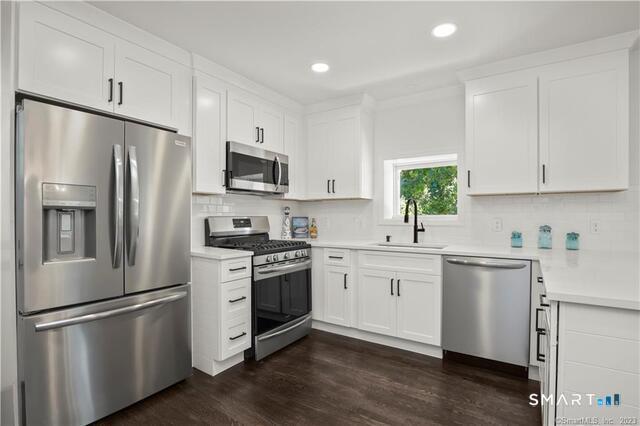 421-ab Shelton Road Trumbull, CT 06611 - Photo 7 of 33