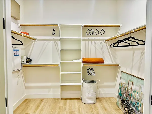 $3,050 | 2339 Eagle Street, Houston, TX 77004