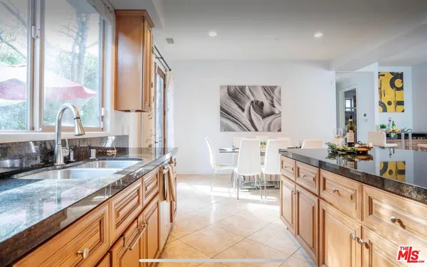 $7,995 | 19246 Liam Lane, Tarzana, CA 91356