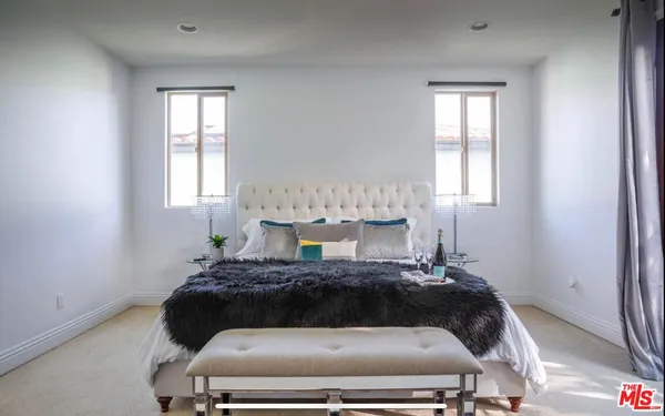 $7,995 | 19246 Liam Lane, Tarzana, CA 91356