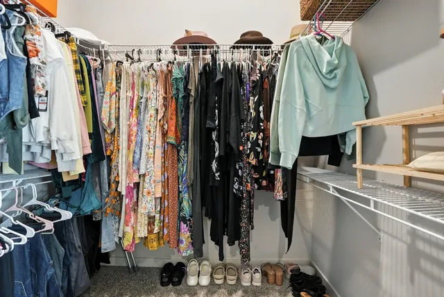 $780,000 | 5325 North Vincent Road, Newman Lake, WA 99025