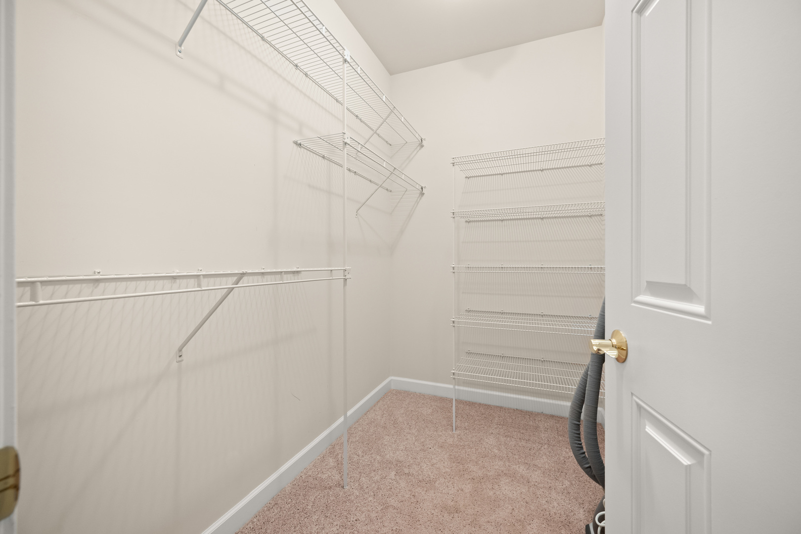 223 Quinlan Avenue DeKalb, IL 60115 - Photo 29 of 53