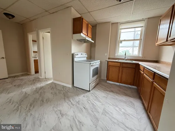 $1,200 | 5307 York Road, Baltimore, MD 21212