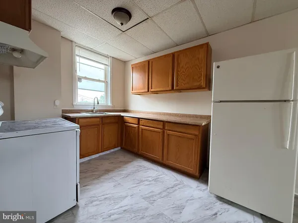 $1,200 | 5307 York Road, Baltimore, MD 21212