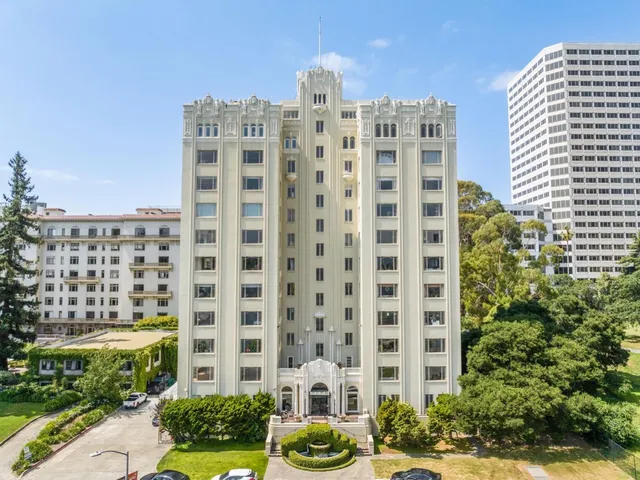 $1,395,000 | 244 Lakeside Drive, Unit 2, Oakland, CA 94612
