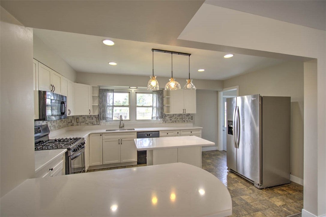 3045 Turpin Road Decatur, IL 62521 - Photo 8 of 30 Gallery Image 8