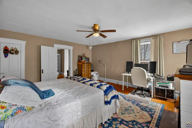 $194,900 | 525 Iowa Avenue, Holton, KS 66436