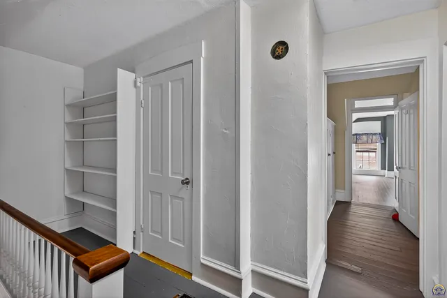 $194,900 | 525 Iowa Avenue, Holton, KS 66436