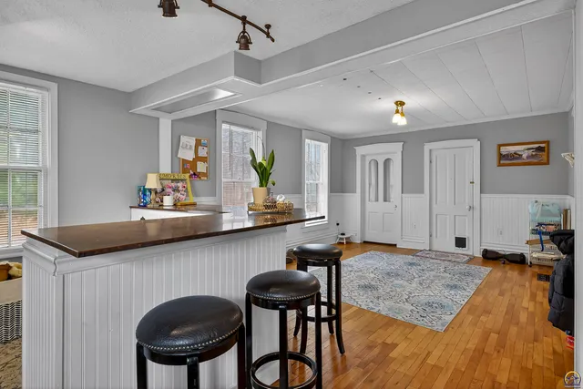 $194,900 | 525 Iowa Avenue, Holton, KS 66436