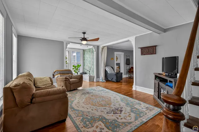 $194,900 | 525 Iowa Avenue, Holton, KS 66436