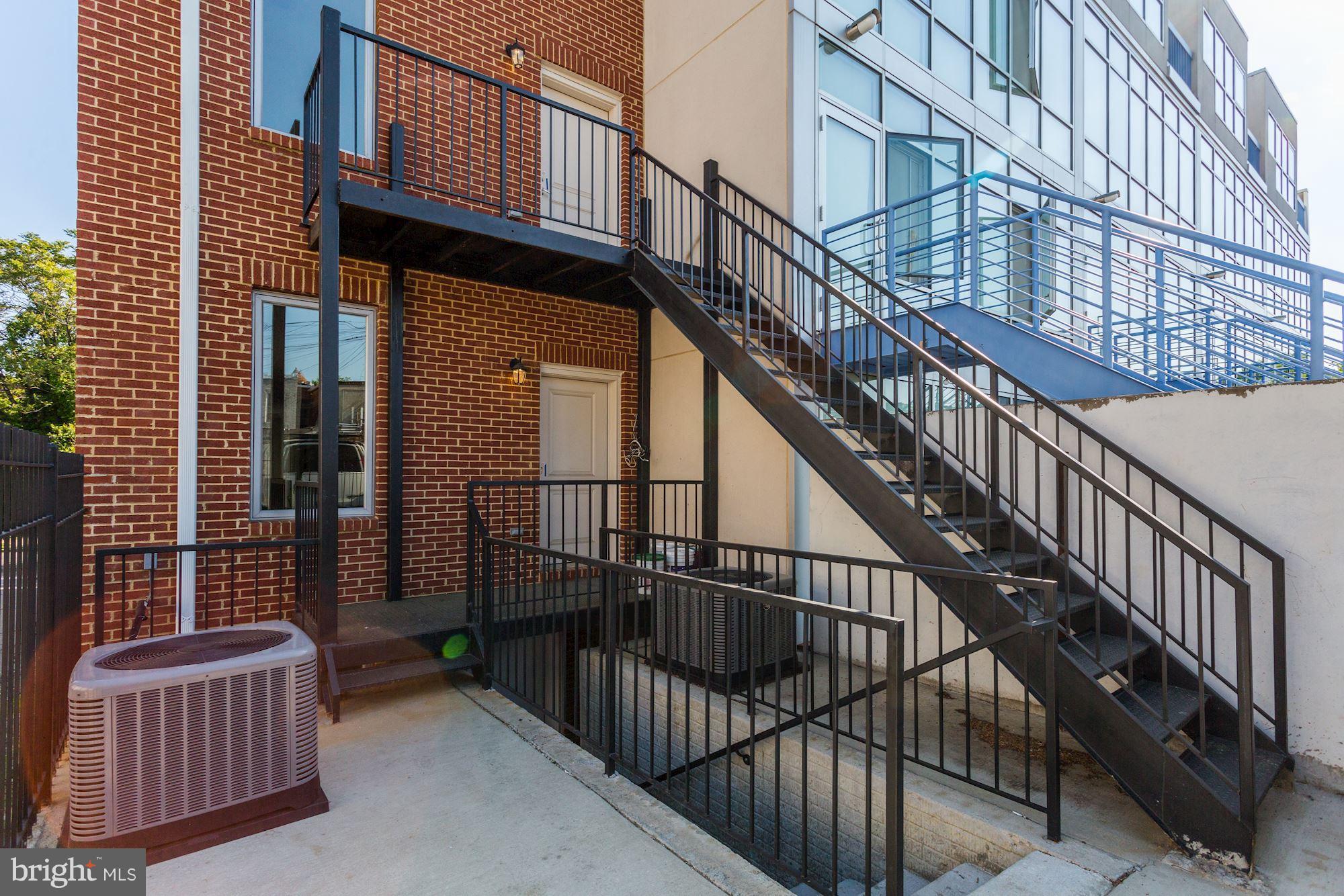 411 Ridge Street Northwest, Unit 1 Washington, DC 20001 - Photo 17 of 19 Exterior (Rear)