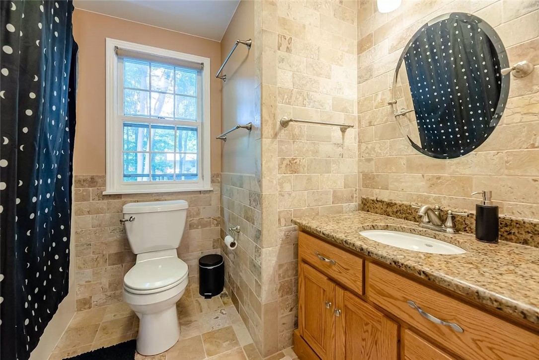 712 Audley End Webster, NY 14580 - Photo 16 of 30 SECOND FLOOR MAIN BATH