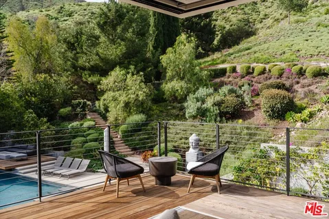 $11,495,000 | 17731 Calle De Palermo, Pacific Palisades, CA 90272