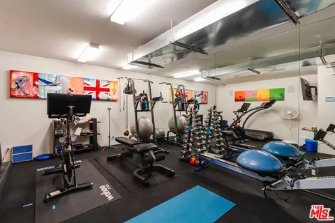 $11,495,000 | 17731 Calle De Palermo, Pacific Palisades, CA 90272