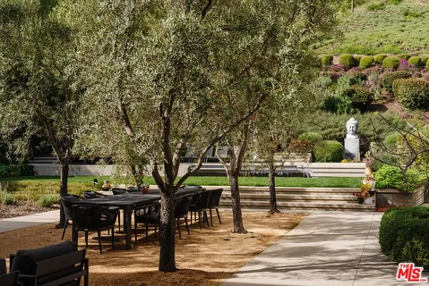 $11,495,000 | 17731 Calle De Palermo, Pacific Palisades, CA 90272