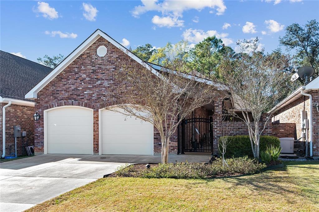 23695 Monarch Point Springfield, LA 70462 - Photo 2 of 17