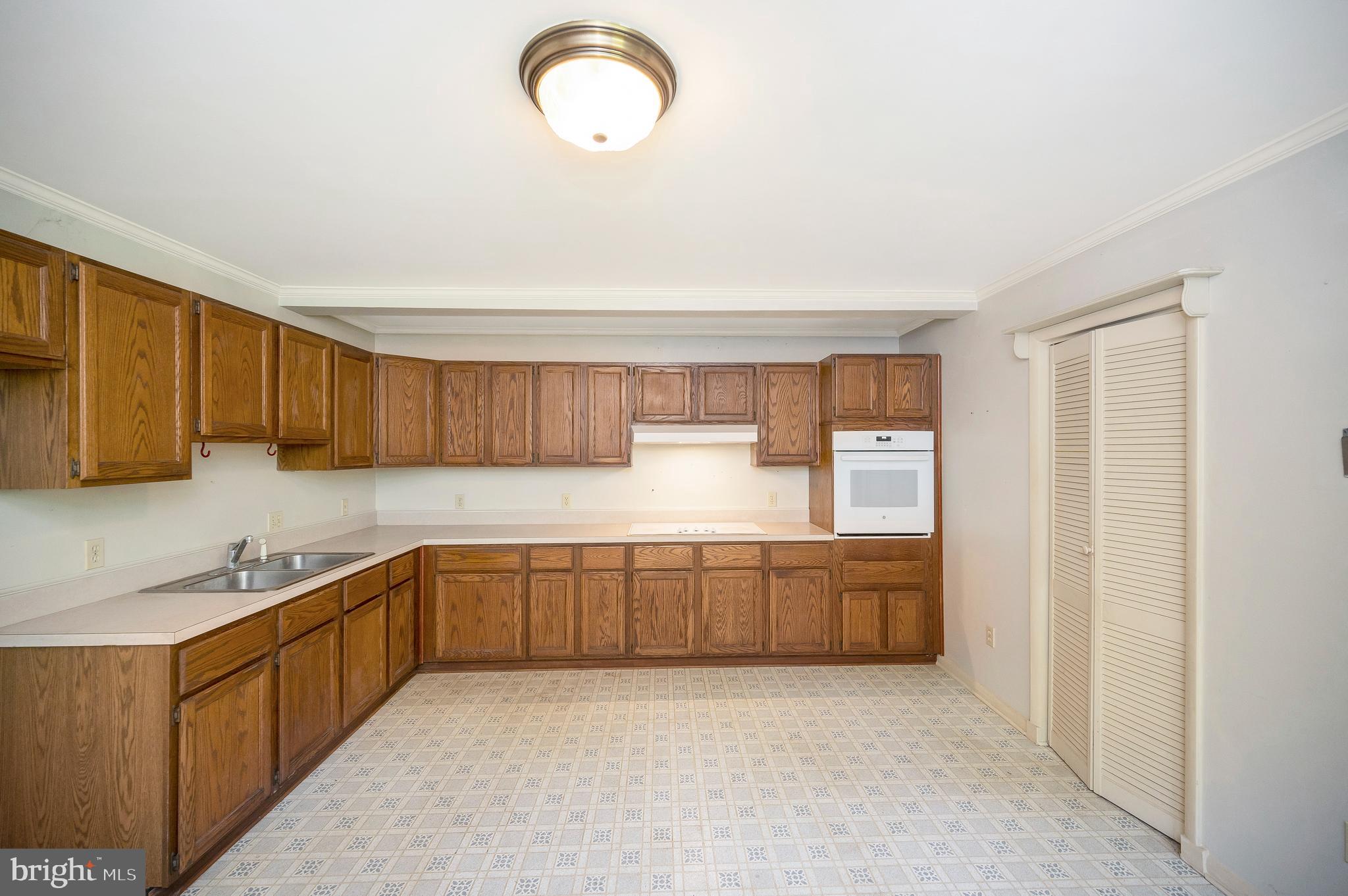 13824 Marsh Road Sumerduck, VA 22742 - Photo 16 of 33 Kitchen