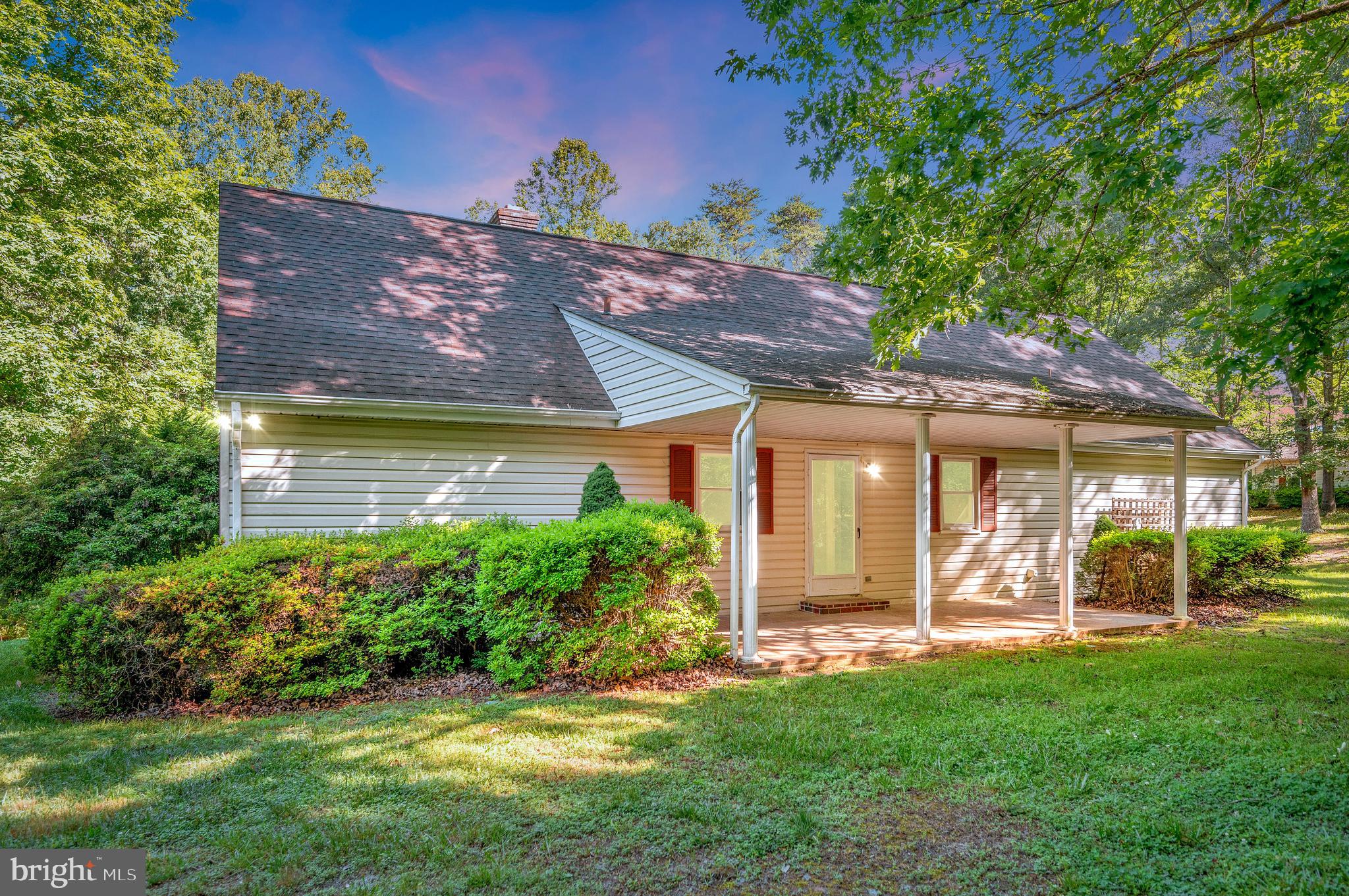 13824 Marsh Road Sumerduck, VA 22742 - Photo 5 of 33 Back Patio