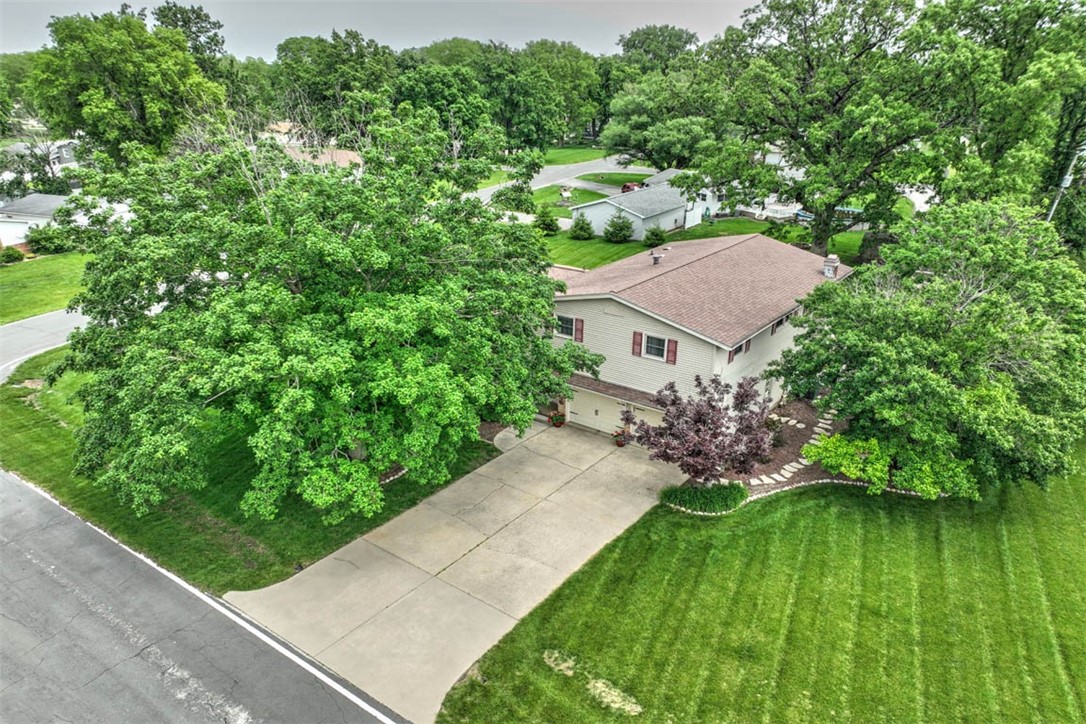3012 Crestwood Drive Decatur, IL 62521 - Photo 3 of 36