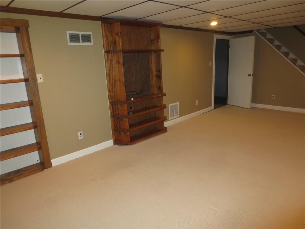 3926 Lamor Road Hermitage, PA 16148 - Photo 16 of 24 Gallery Image 16
