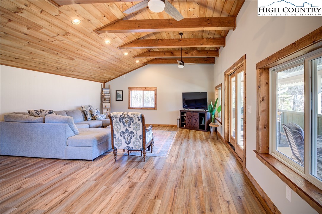 1021 Old Jonas Ridge Road Newland, NC 28657 - Photo 16 of 32 Gallery Image 16