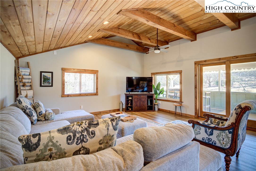 1021 Old Jonas Ridge Road Newland, NC 28657 - Photo 17 of 32 Gallery Image 17