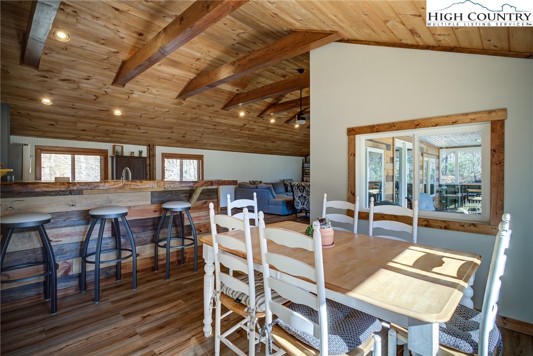 1021 Old Jonas Ridge Road Newland, NC 28657 - Photo 21 of 32 Gallery Image 21