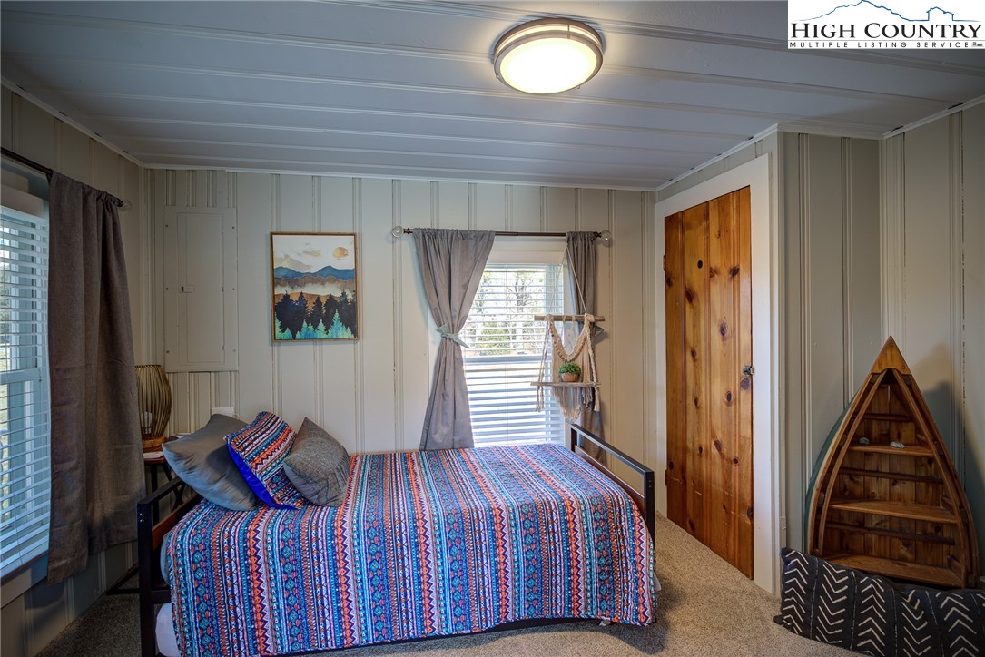 1021 Old Jonas Ridge Road Newland, NC 28657 - Photo 22 of 32 Gallery Image 22
